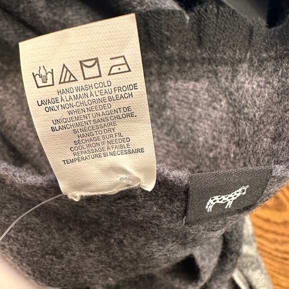 Echo New York Grey Ombre Zebra Stripe Winter Scarf - Picture 6 of 6